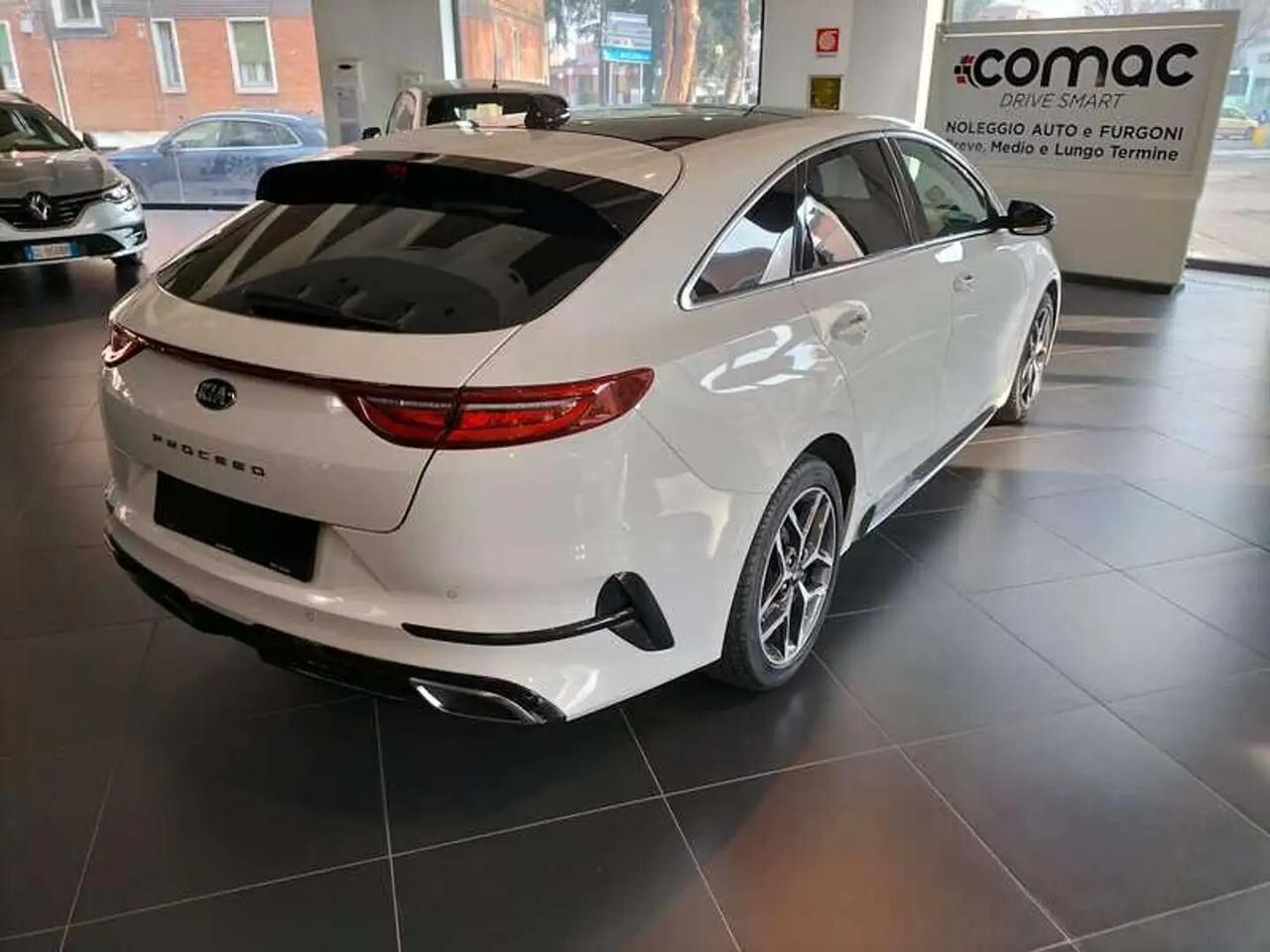 Kia ProCeed ProCeed 1.5 T-GDI MHEV DCT GT Line Plus