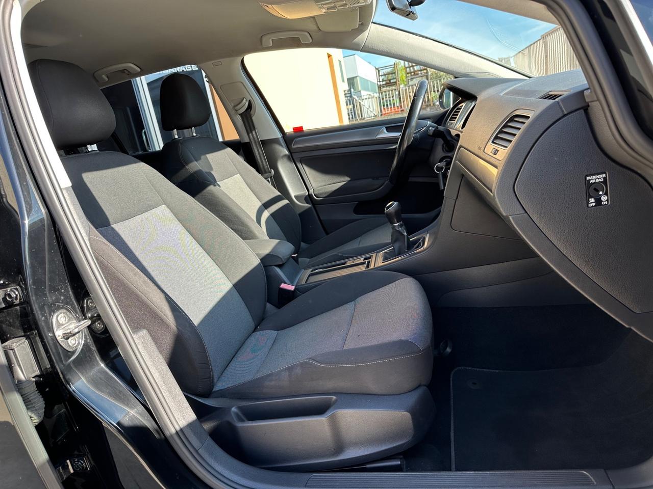 Volkswagen Golf 1.6 TDI 5p. Trendline BlueMotion Technology