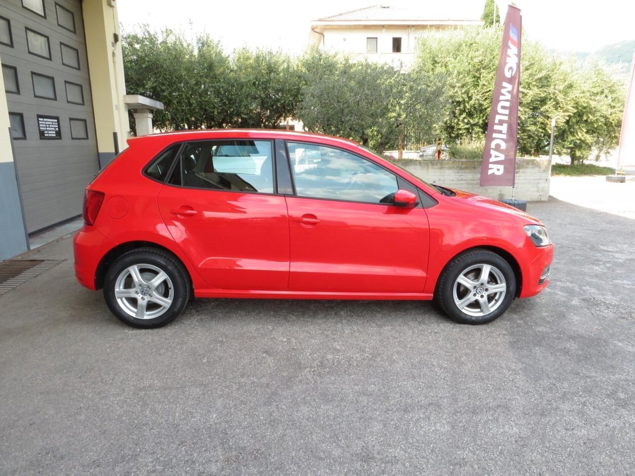 Volkswagen Polo 5p 1.0 Comfortline 75cv. sensori ant/post-bluetooth