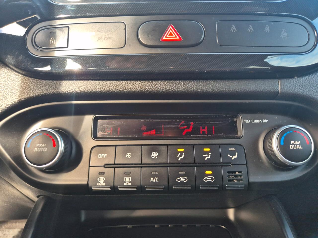 Kia Carens 1.7 CRDi 115 CV Cool