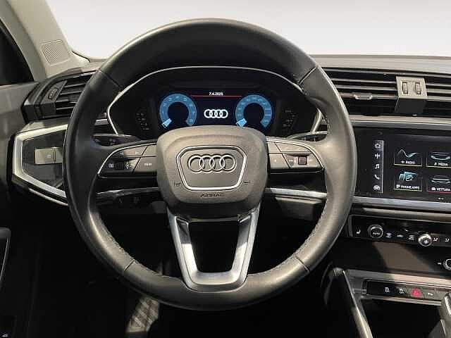 Audi Q3 1.5TFSI 150CV S-tronic S-line (MHEV) - IVA ESPOSTA