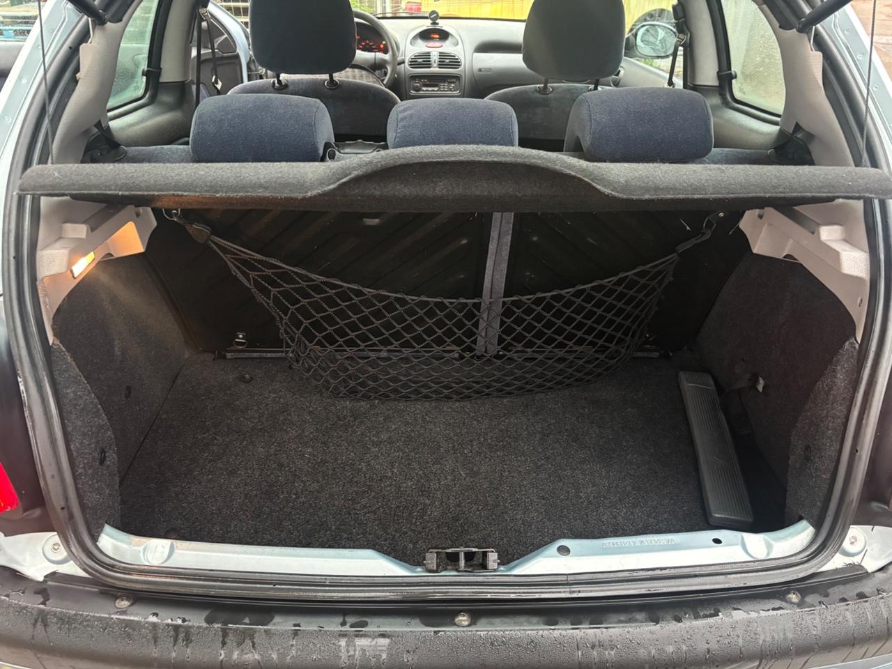 Peugeot 206 1.4 3p. XT