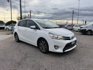 TOYOTA Verso 1.6 D-4D Style 7 posti