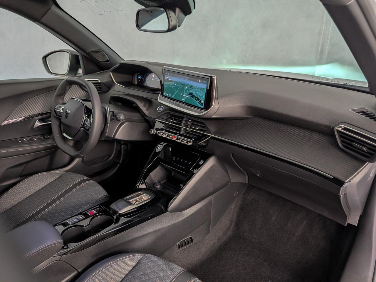 Peugeot 2008 1.2 Hybrid 145cv e-dcs6 Allure