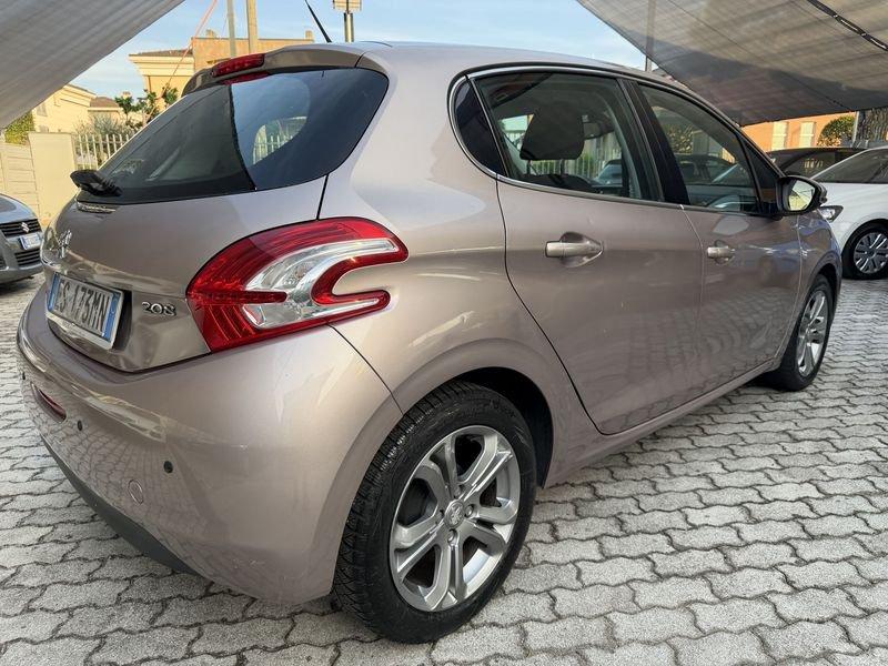 Peugeot 208 208 5p 1.2 vti 12v Allure NESSUN VINCOLO !!! DISTRIBUZIONE NUOVA !!!