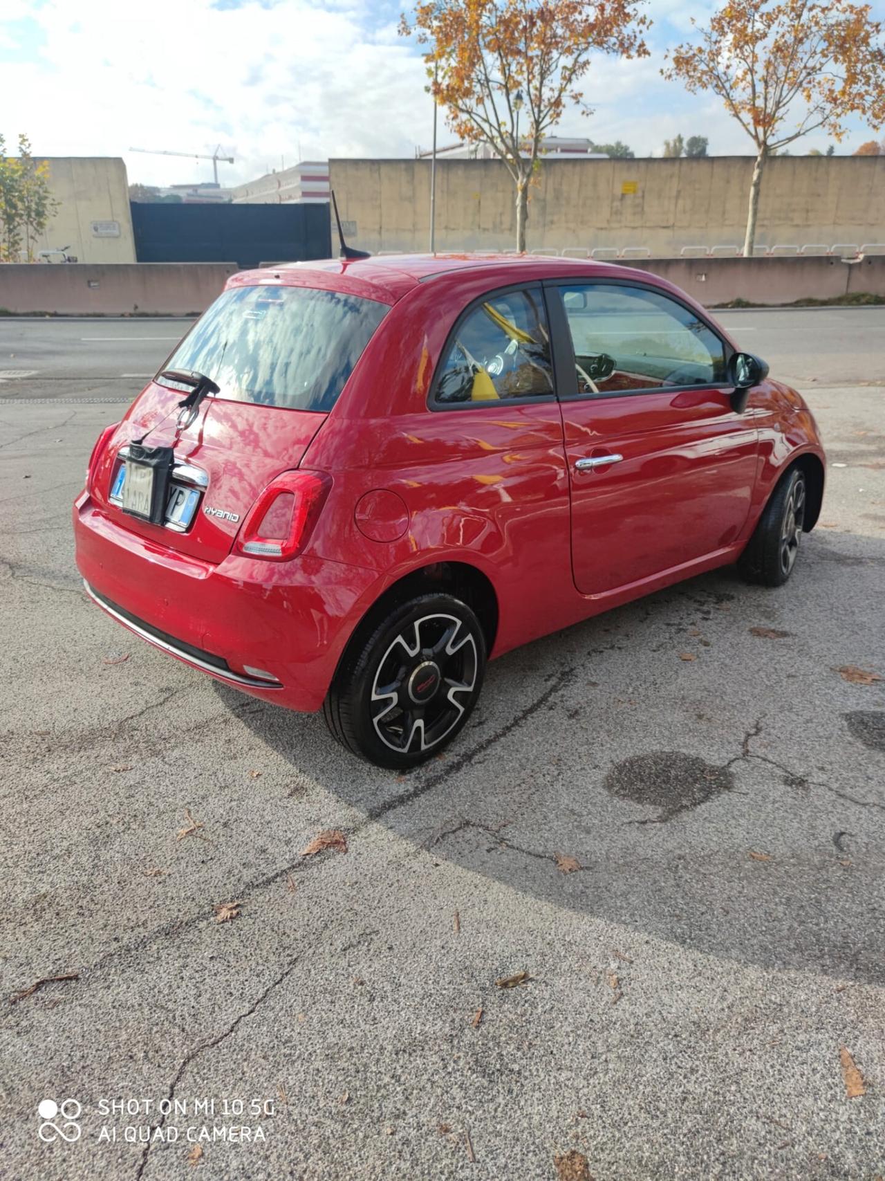 Fiat 500 1.0 Hybrid Red