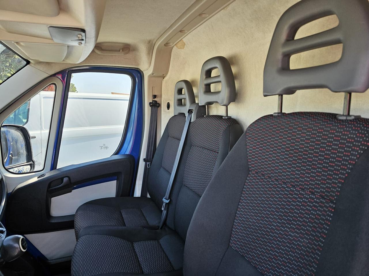 Peugeot Boxer 333 2.0 BlueHDi 130CV PM-TN