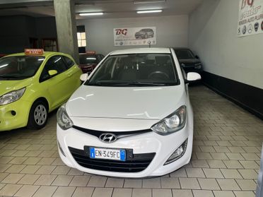 Hyundai i20 1.4 CRDi 5p. Sound Edition 2012