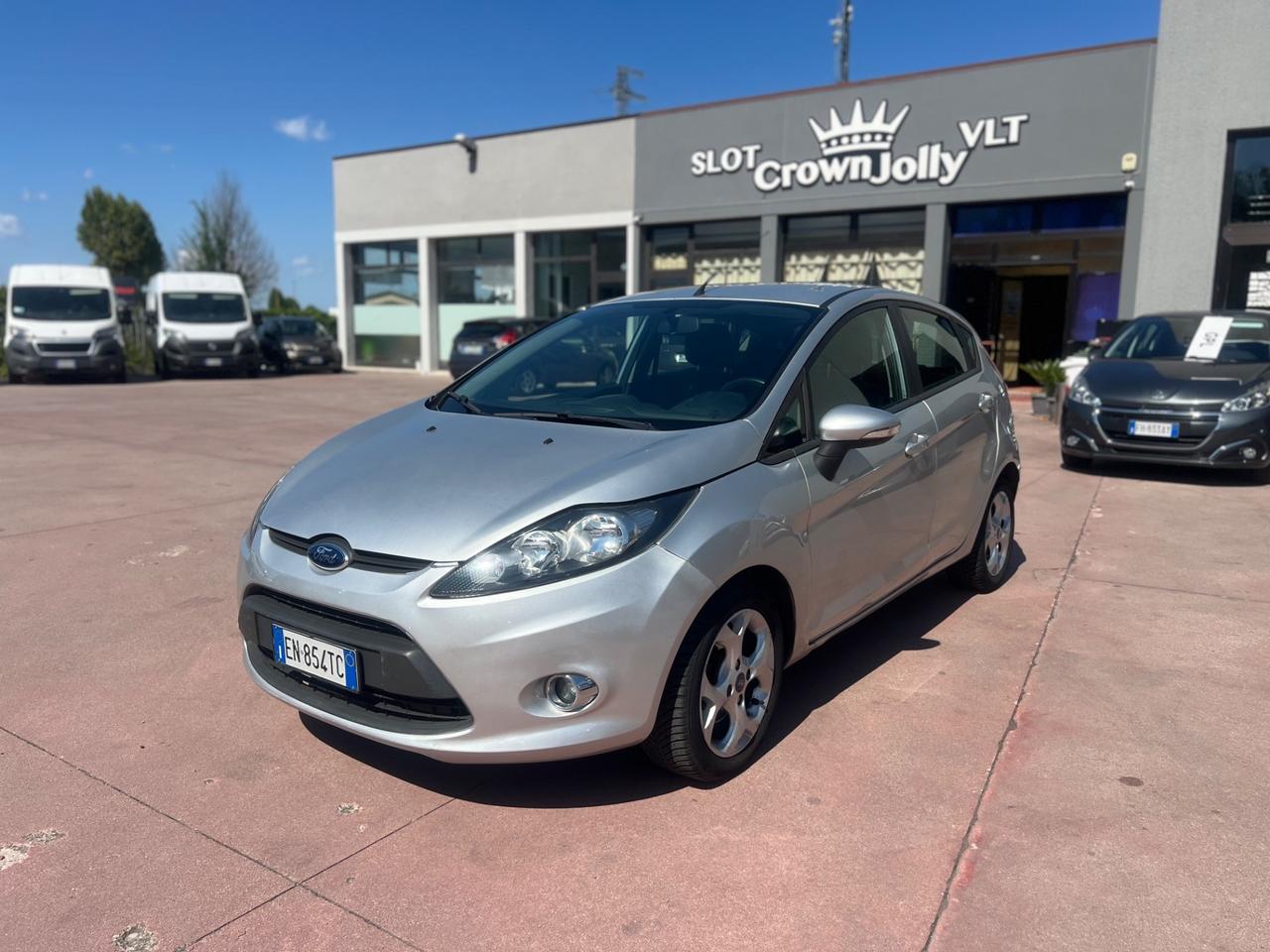 Ford Fiesta 1.4 16V 5p. Bz.- GPL Titanium Bs.