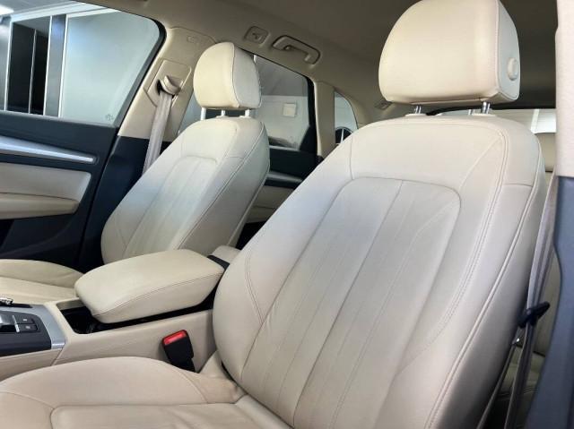 Audi Q5 30 2.0 tdi mhev Business 136cv s-tronic