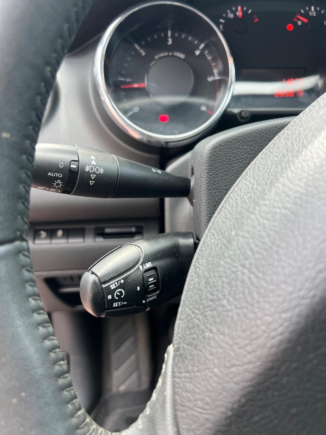 Peugeot 5008 1.6 HDi 112CV Active