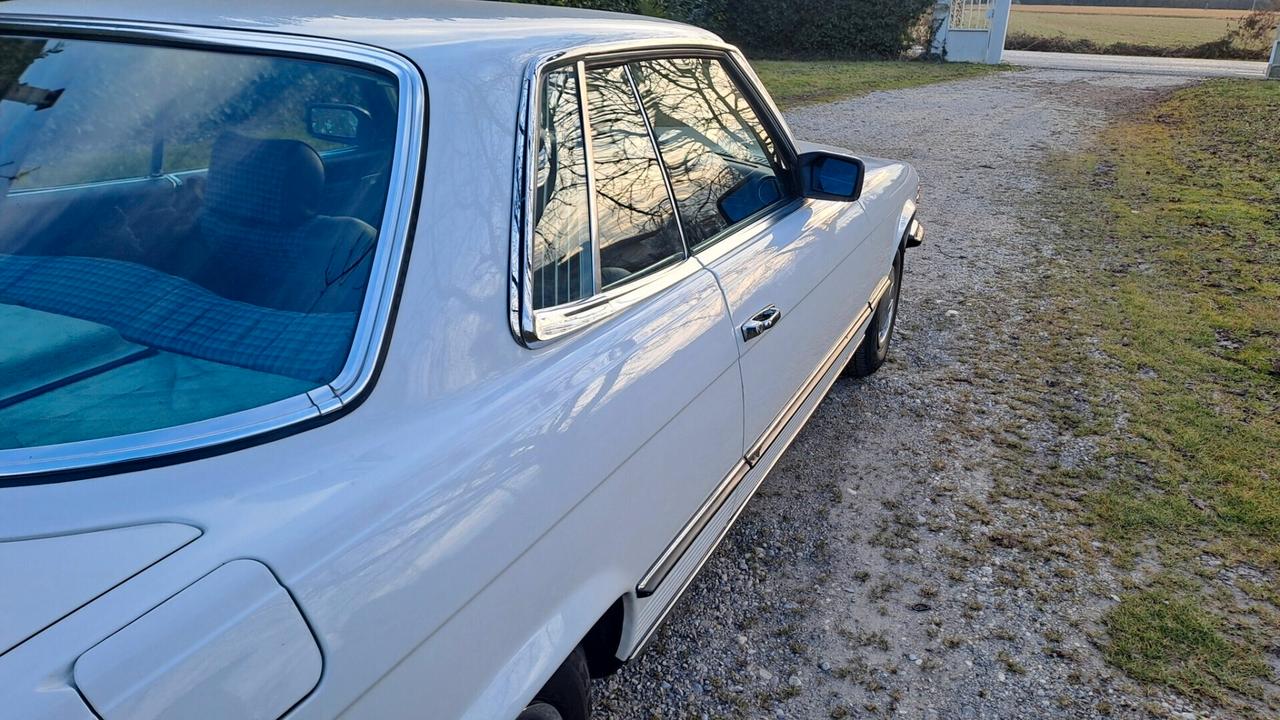 Mercedes-benz SL 380 SLC 380 Very rare LHD european car