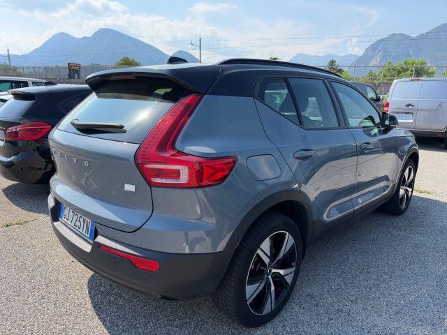 VOLVO XC40 T5 Recharge Plug-in Hybrid R-design