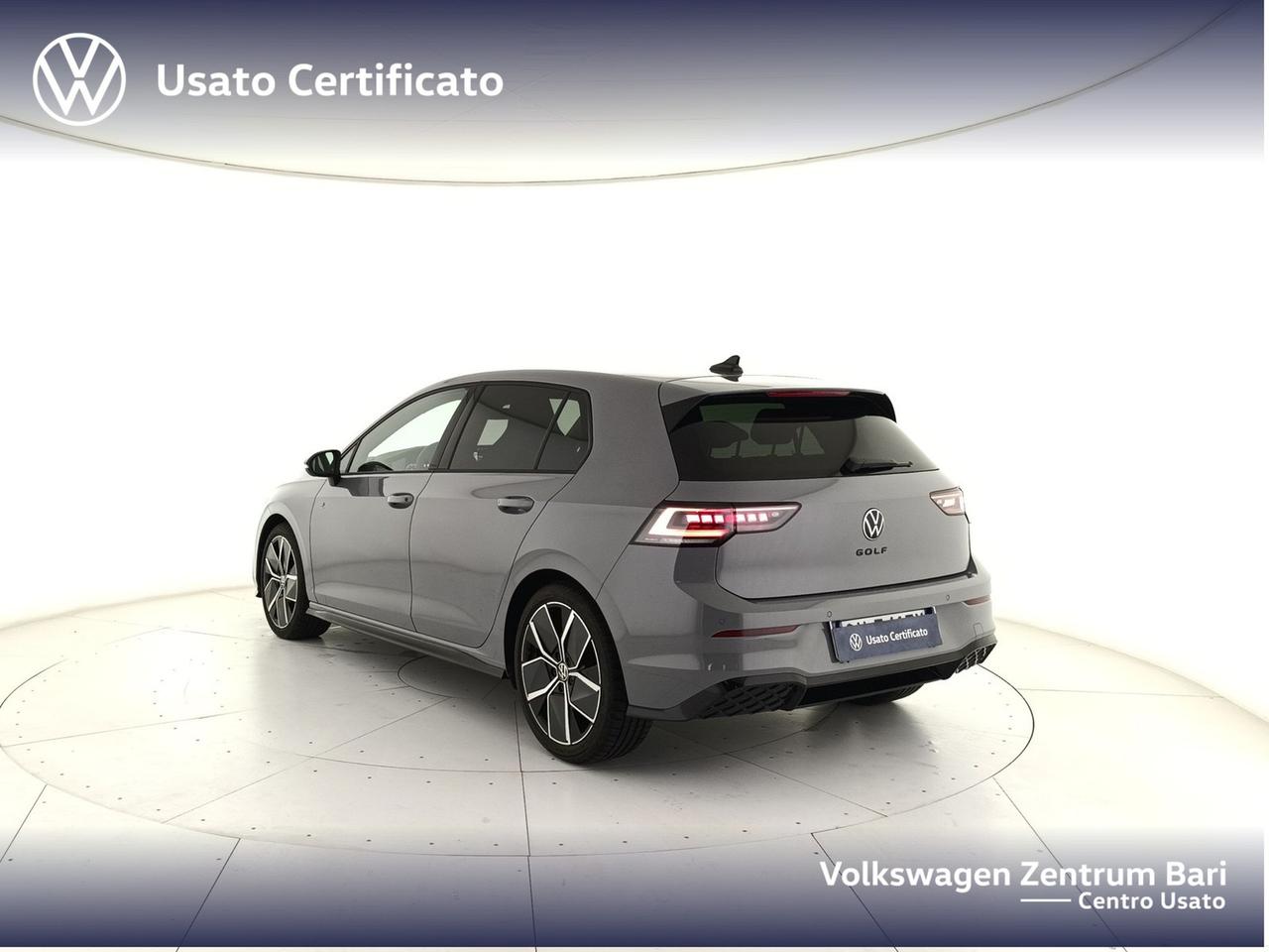 Volkswagen Golf 2.0 tdi r-line 150cv dsg