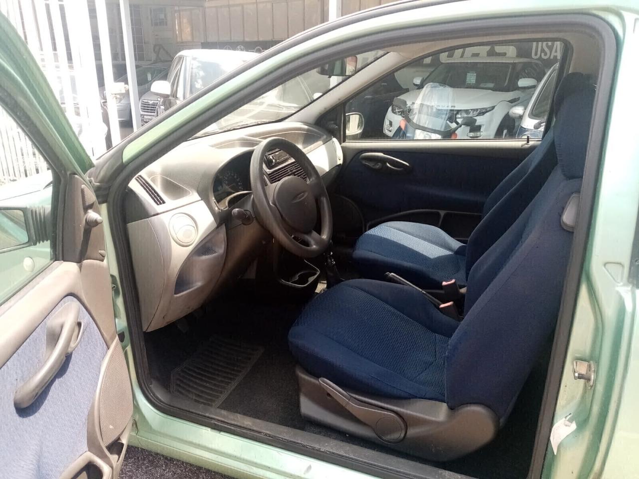 FIAT PUNTO 1.2 CAT 3 PORTE VERVE