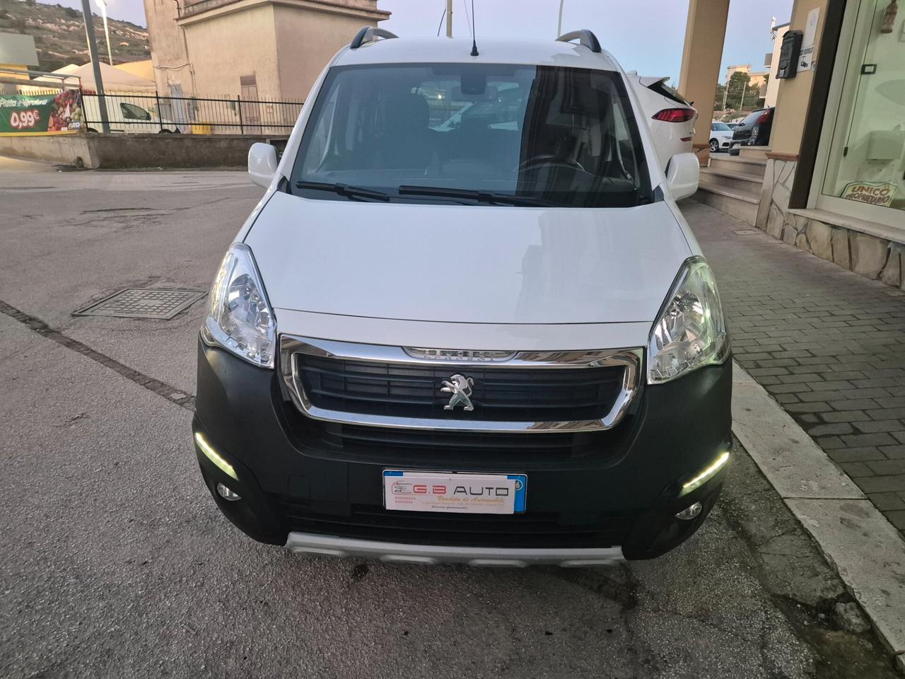 PEUGEOT PARTNER 5 POSTI ANNO 2016 1.6 HDI KM CERTIF