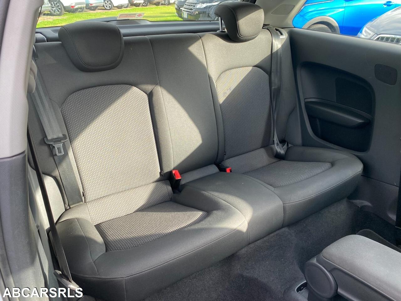 AUDI - A1 - 1.0 TFSI ultra Metal plus - NEOPATENTA