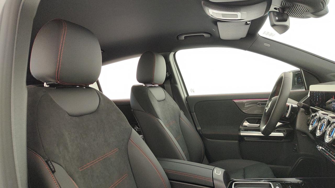 Mercedes-Benz GLA 200 d Automatic 4MATIC