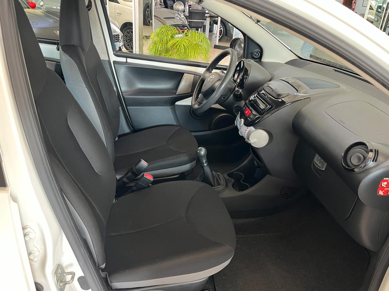 Toyota Aygo 1.0 5 porte EURO5 2014
