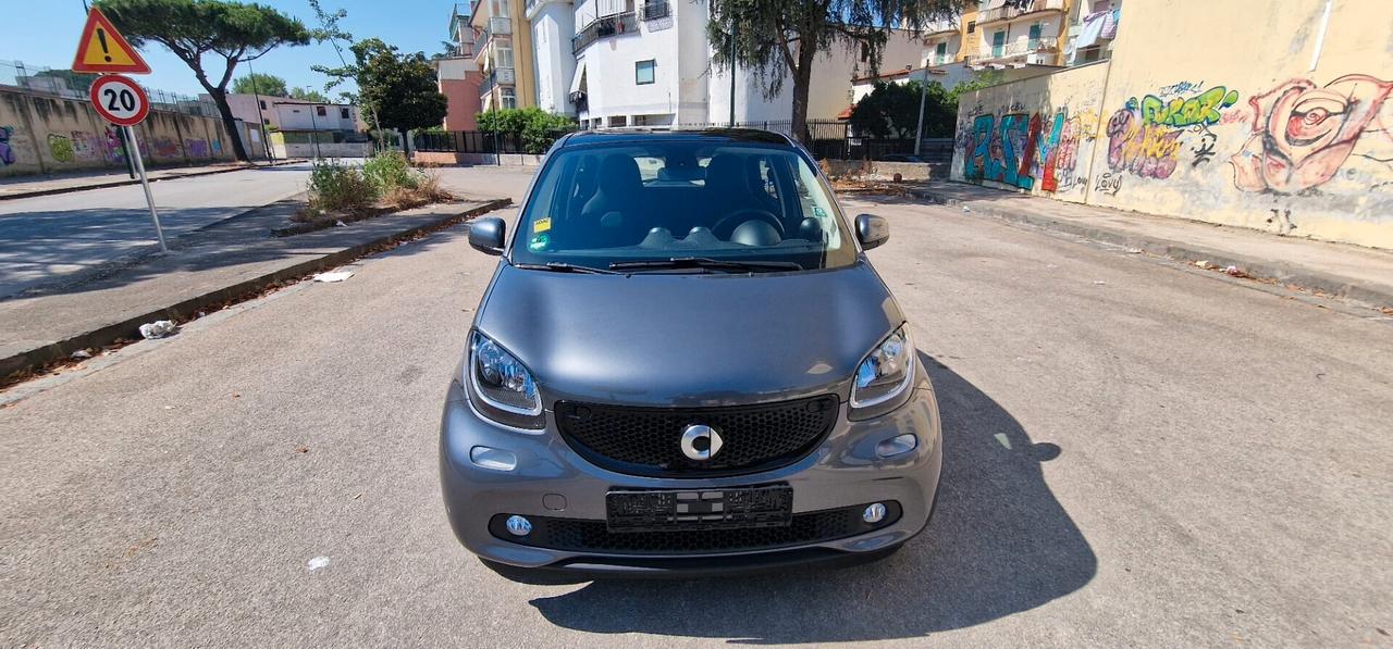 Smart ForFour 1.0 Benzina 70CV Passion