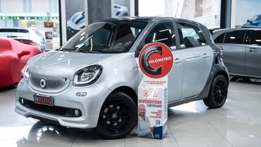 Smart ForFour 0.9 90CV SUPERPASSION TWINAMIC 16" NAVI LED FULL O