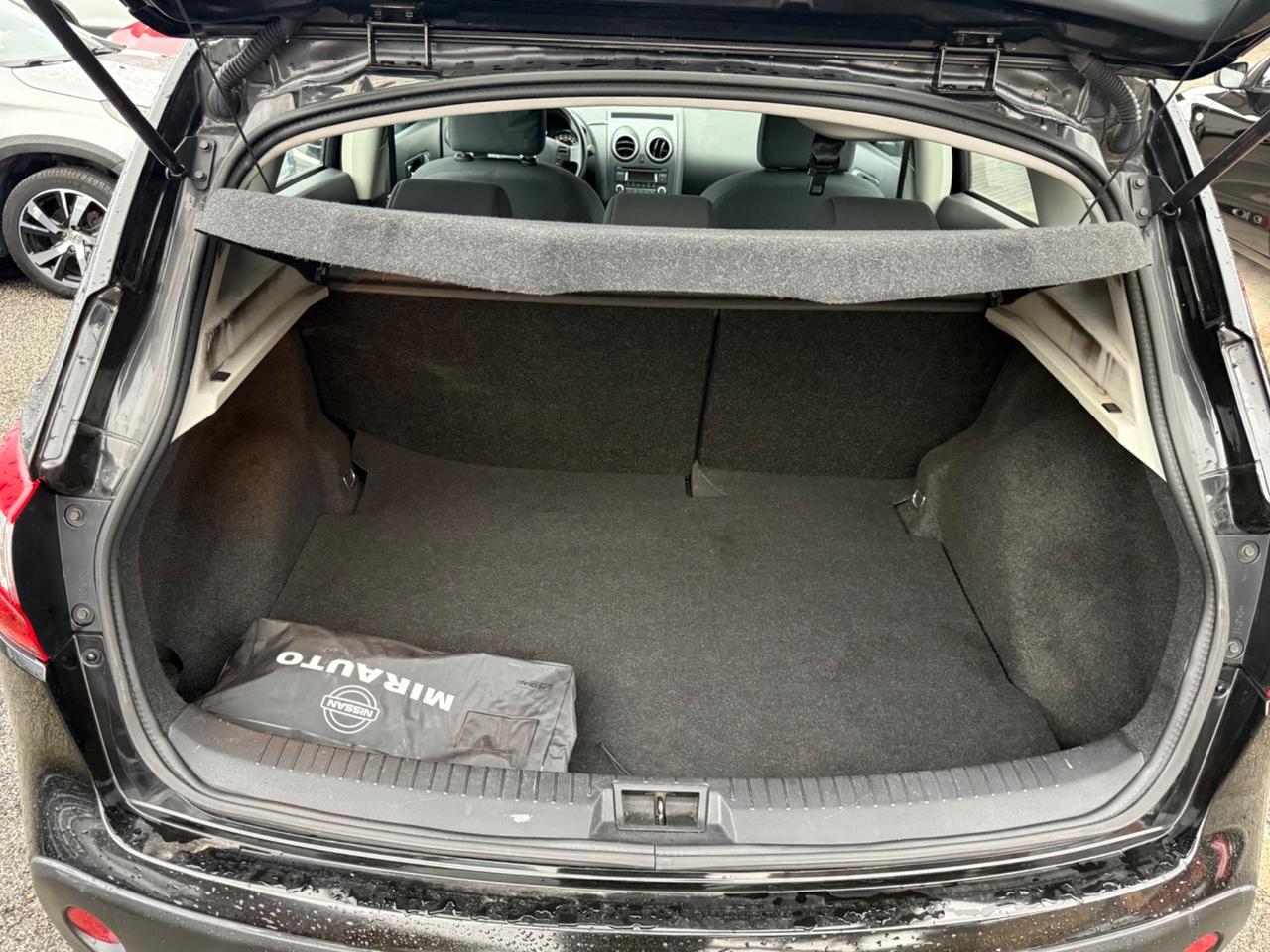 Qashqai 1.5 dCi Tekna//UNIPRO/RATE