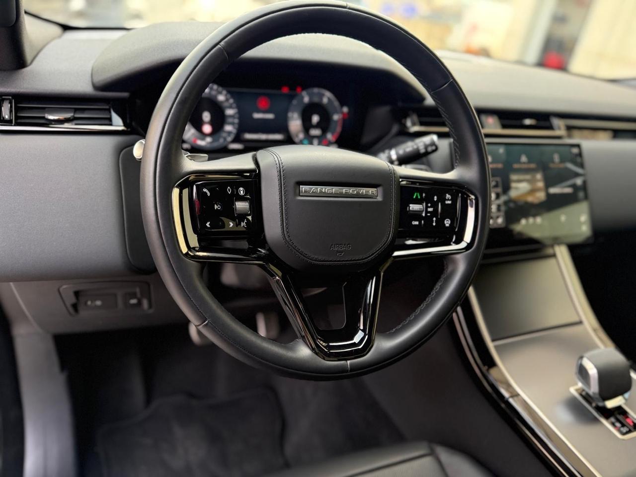 Land Rover Range Velar 3.0D l6 300 CV Dynamic SE