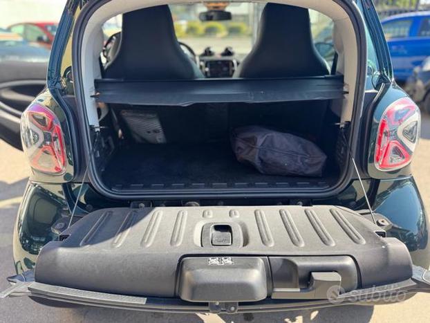 SMART ForTwo EQ Racingreen PARI AL NUOVO