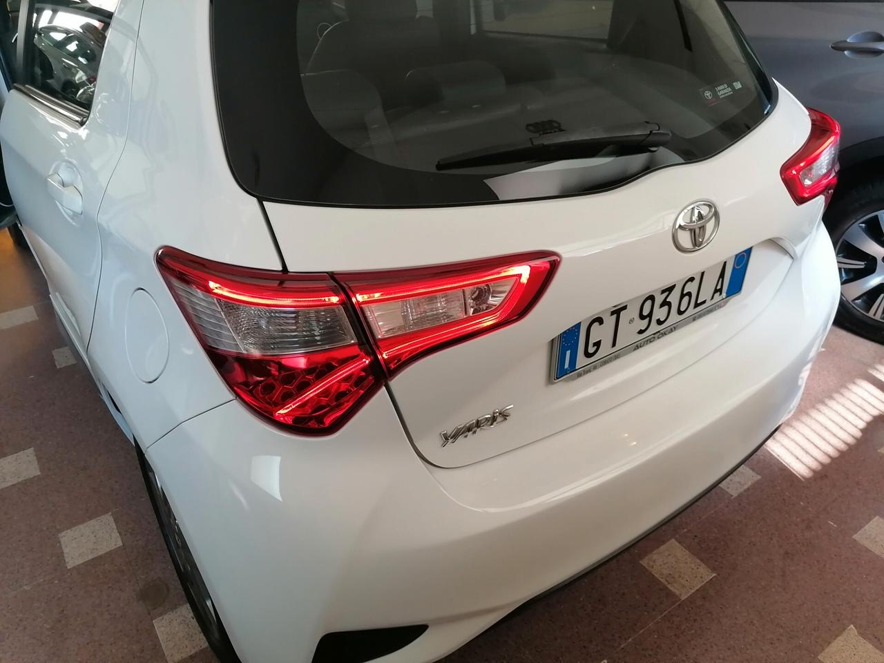 Toyota Yaris 1.4 D 90cv 5 porte LOUNGE 12/2017