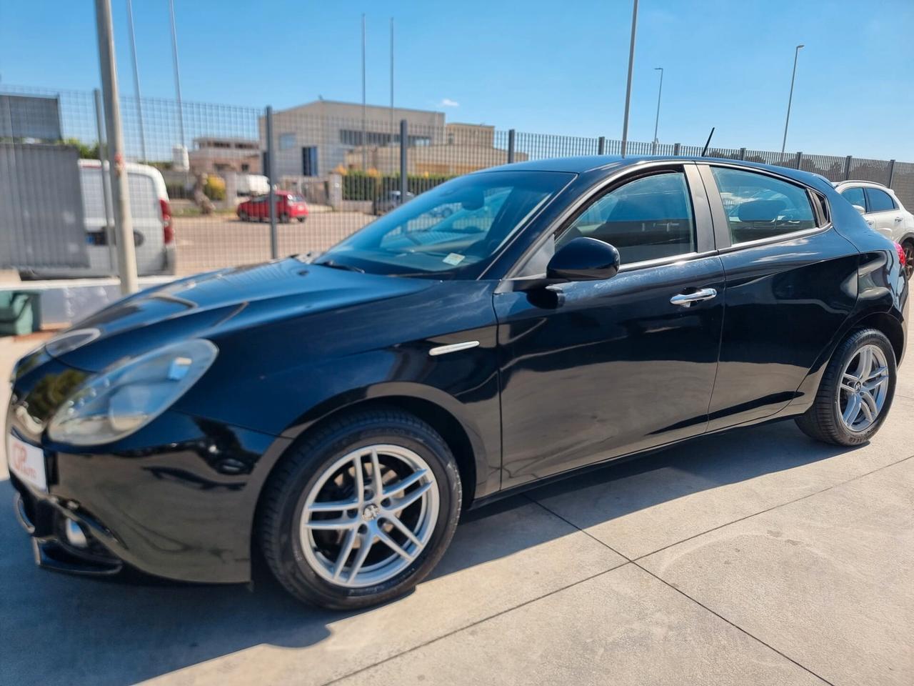 Alfa Romeo Giulietta 1.6 JTDm-2 120 CV Distinctive