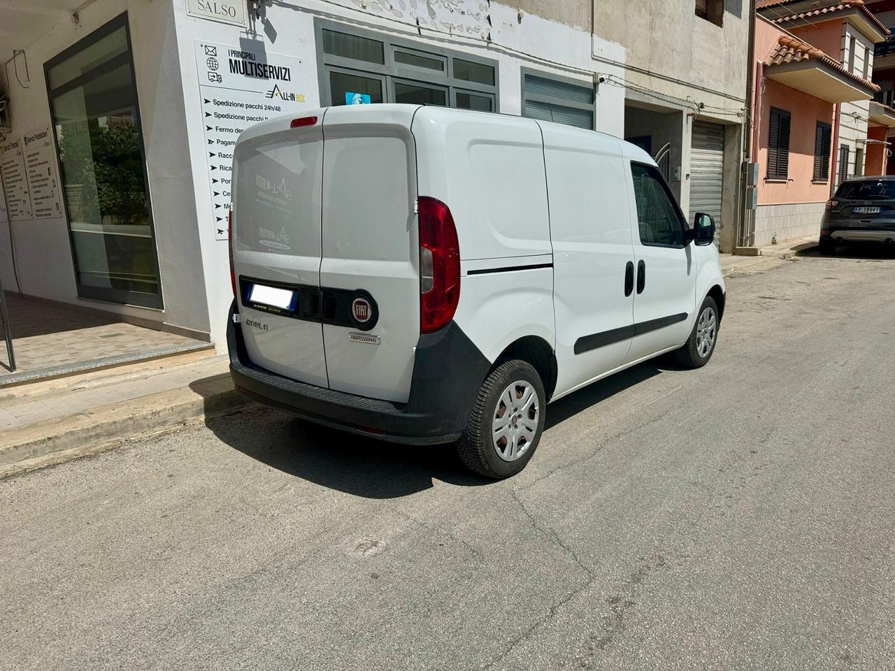 Fiat Doblo 1.3 Mtj 95cv N1 2 posti iva esposta 22 Anno 13/12/2019 Euro 6B Fatturabile