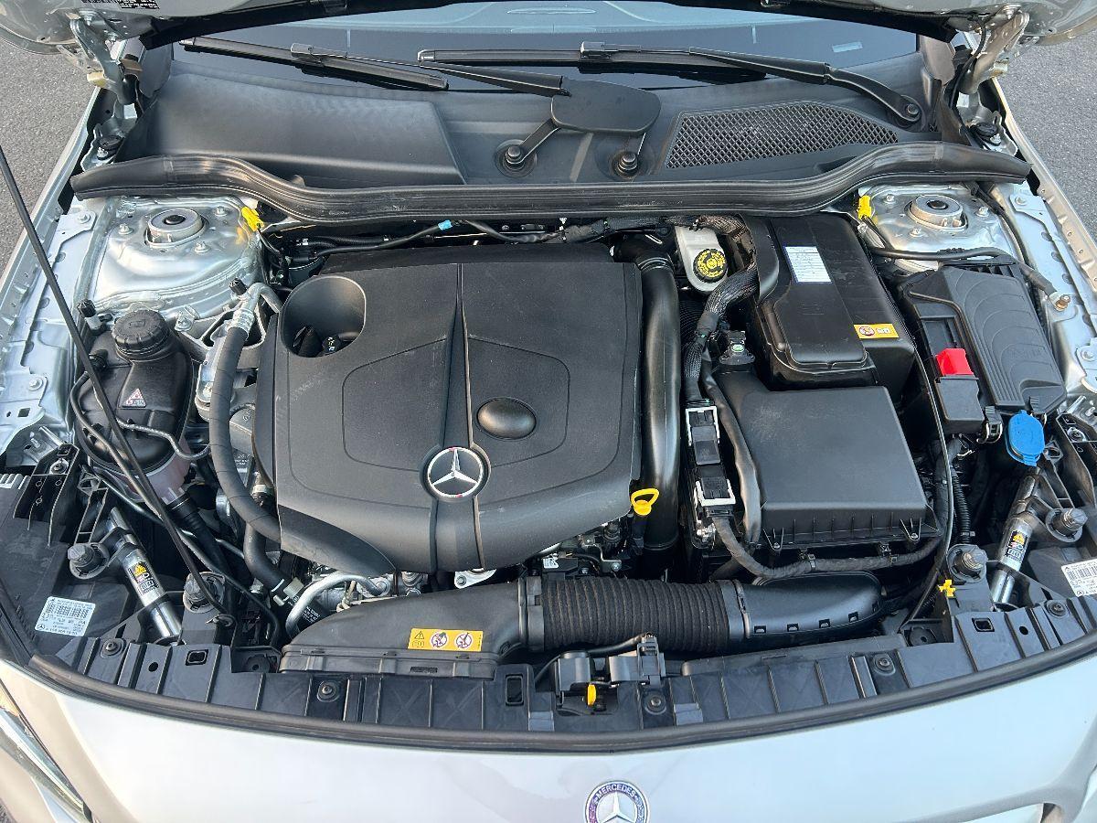 MERCEDES - Classe GLA - GLA 200 d Automatic 4Matic Premium TETTO