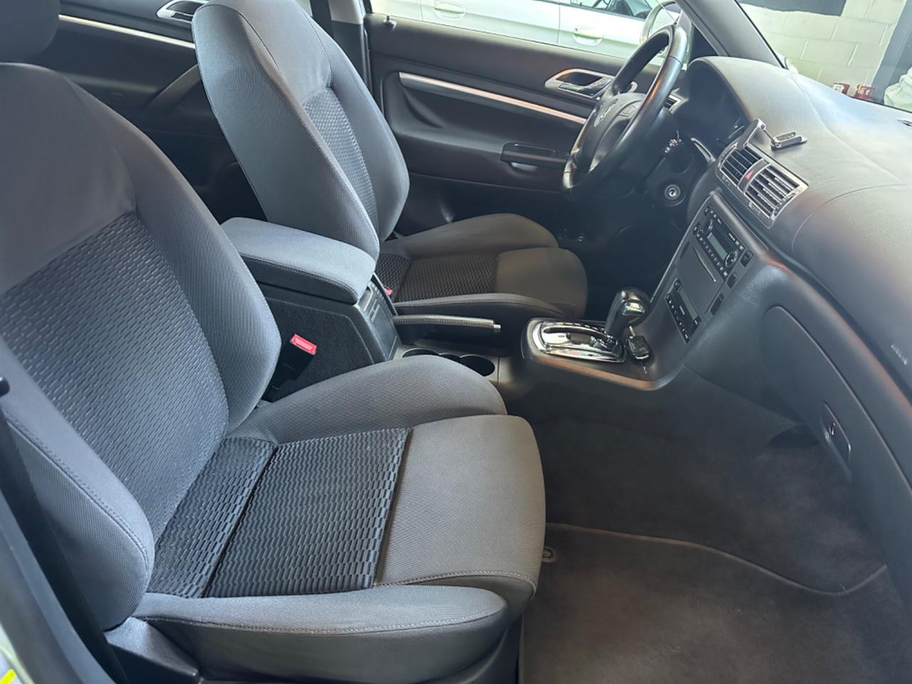 Skoda Superb 1.8 T 20V 150cv tip. Comfort - AUTOMATICA-