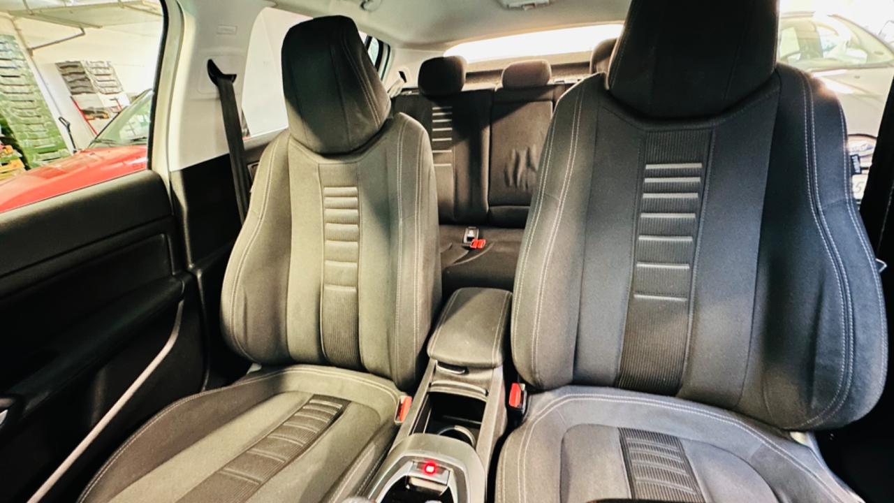 Peugeot 308 1.6 e-HDi 115 CV . GT Line.anche per neopatentati