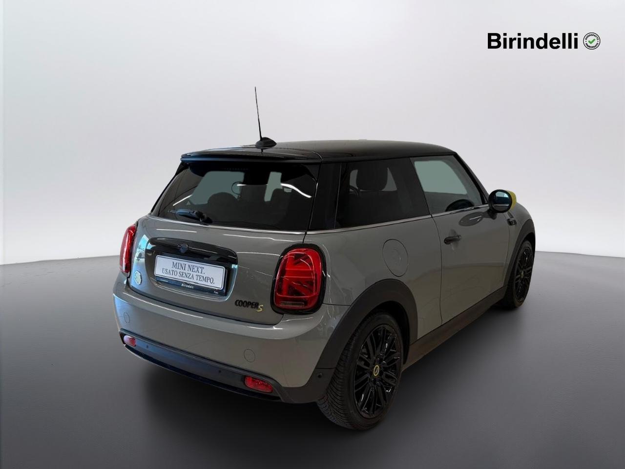 MINI Mini Full El. (F56) - Mini Cooper SE Yours