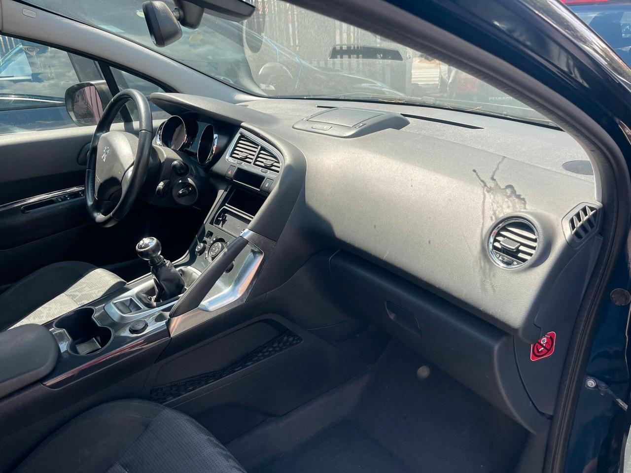 Peugeot 3008 2.0 HDi 163CV aut. Outdoor