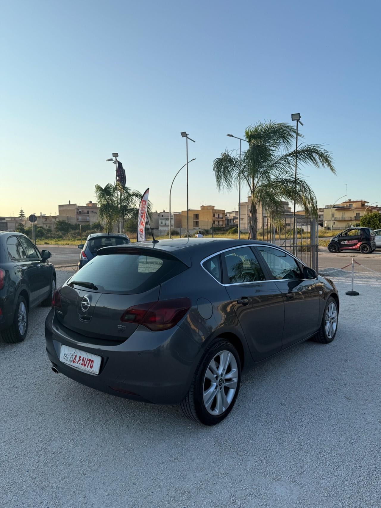 Opel Astra 2.0 CDTI 160CV 5 porte aut. Cosmo S