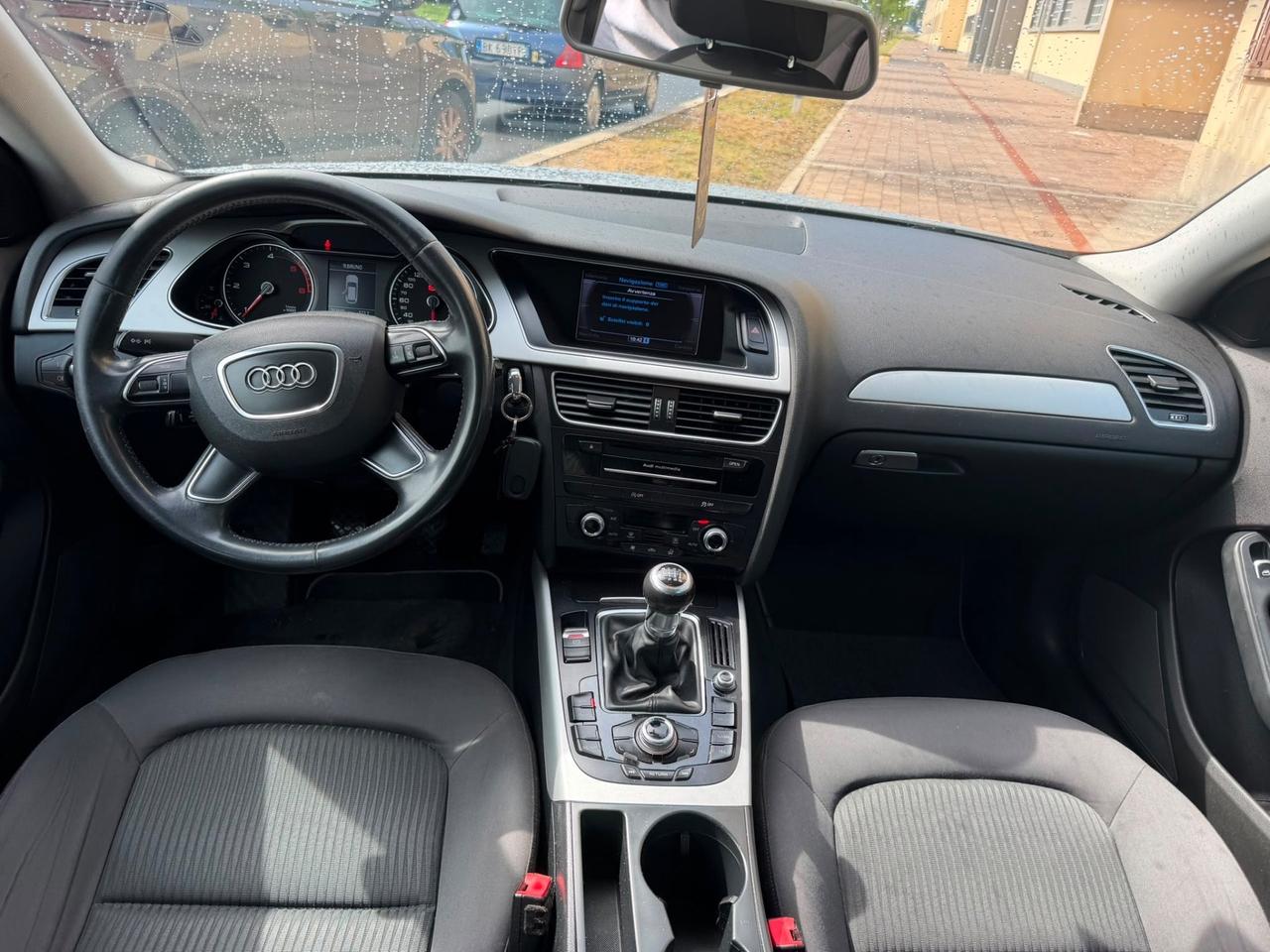 Audi A4 Avant 2.0 TDI clean diesel Business Plus
