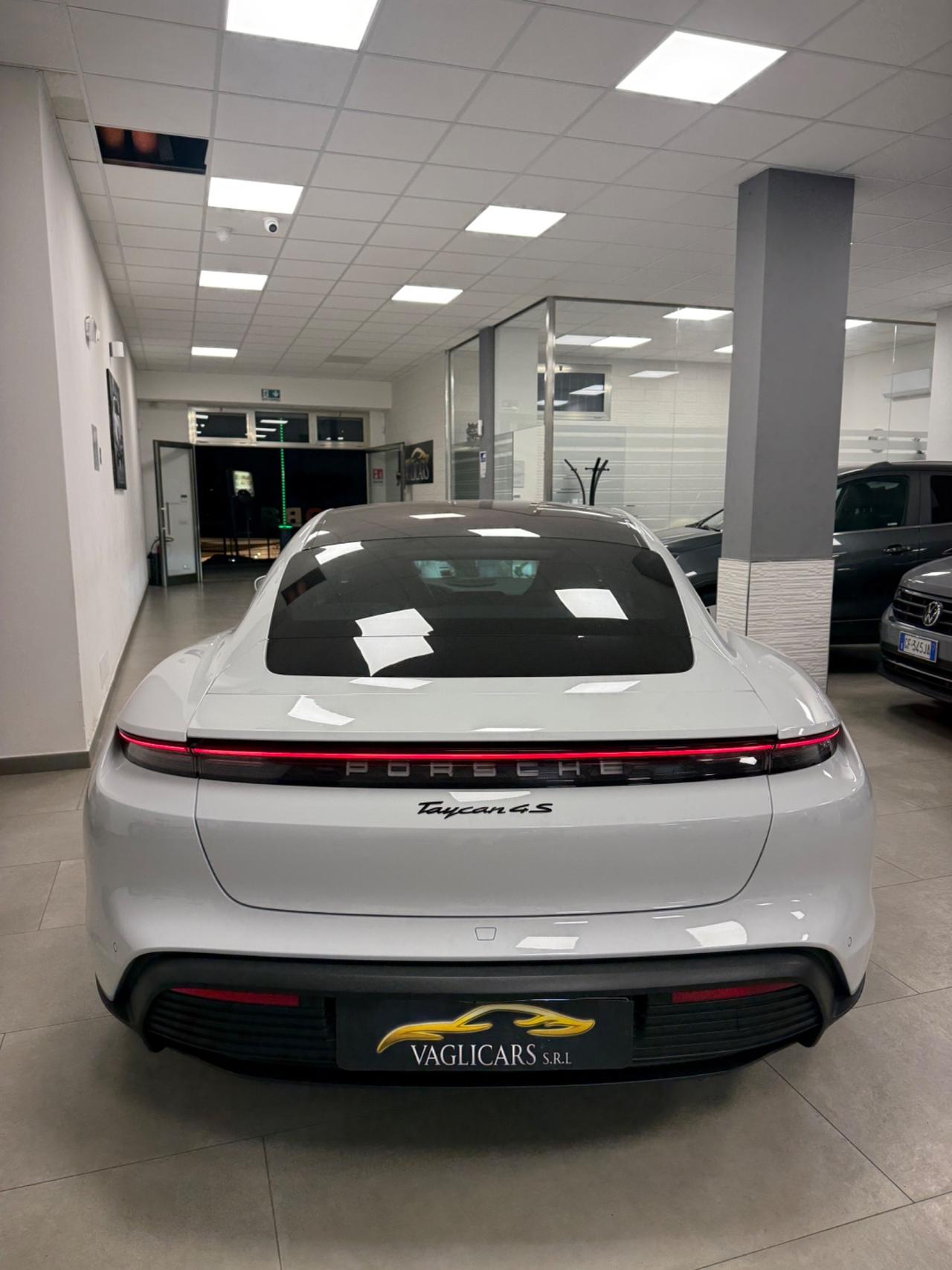 Porsche Taycan 4S