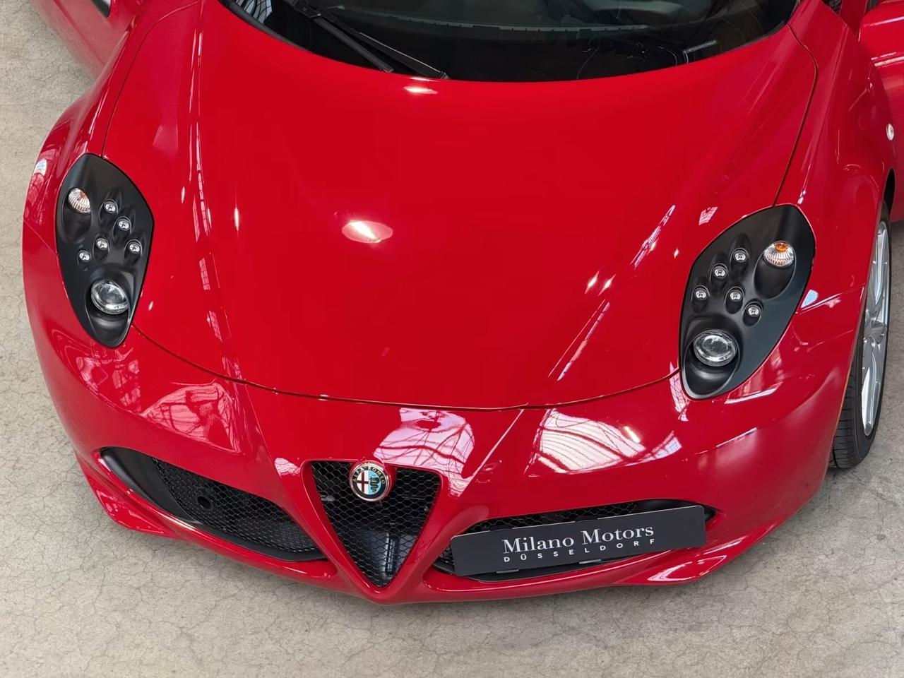 Alfa Romeo 4C 1750 TBi CARBONIO SEDILI