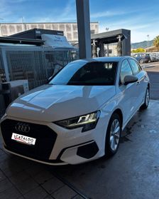 Audi A3 Sedan 30 TFSI Business