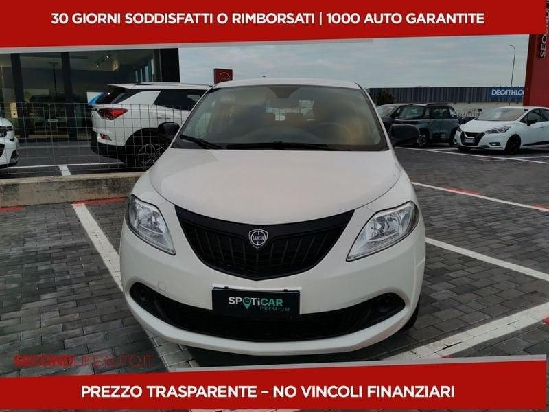 Lancia Ypsilon 1.0 firefly hybrid Oro s&s 70cv