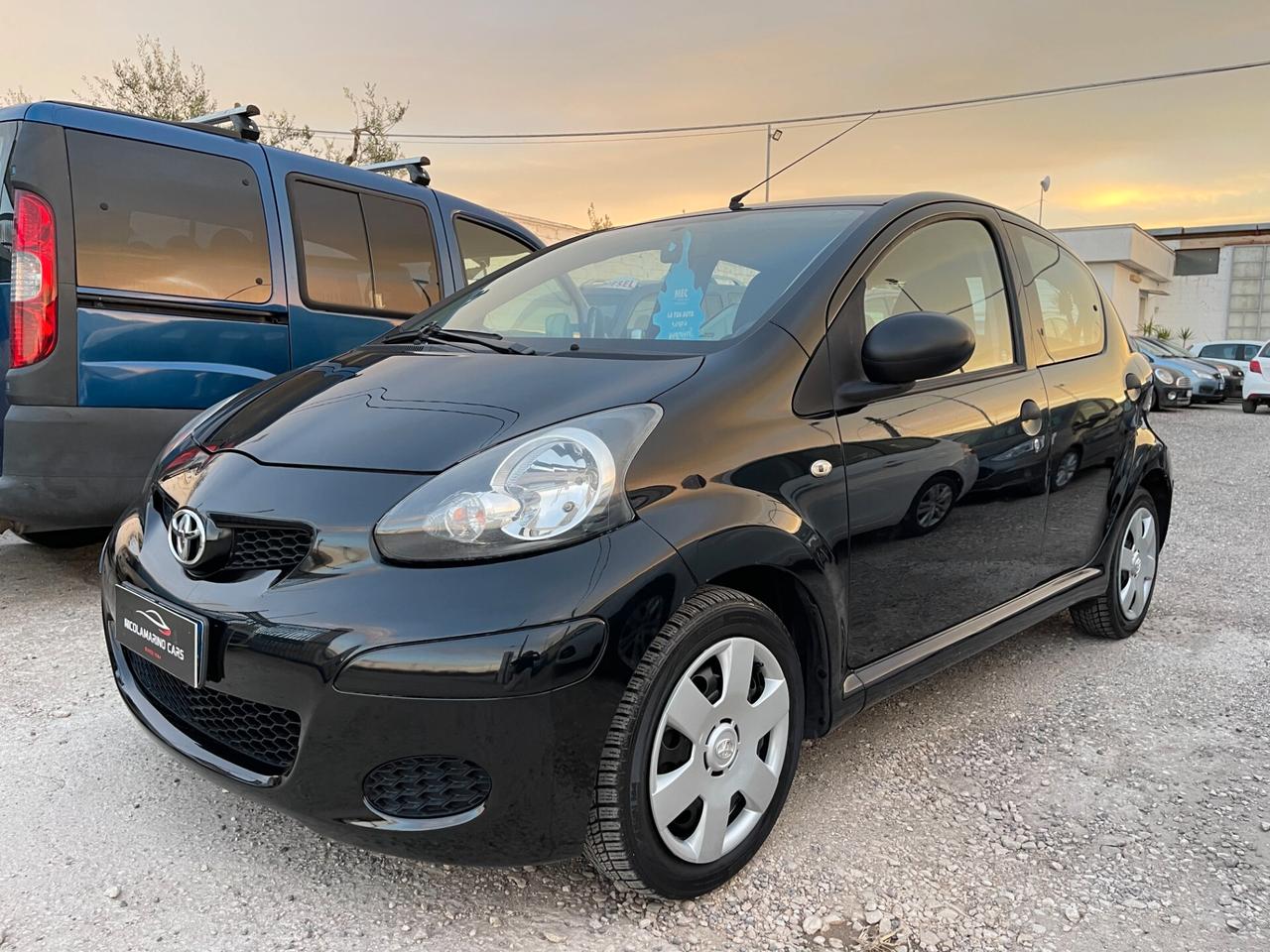 Toyota Aygo 1.0 12V VVT-i 5 porte Now