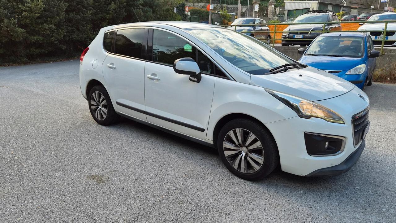 Peugeot 3008 1.6 HDi 115CV Business
