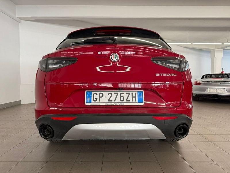 Alfa Romeo Stelvio 2.2 Turbodiesel 160 CV AT8 RWD Super