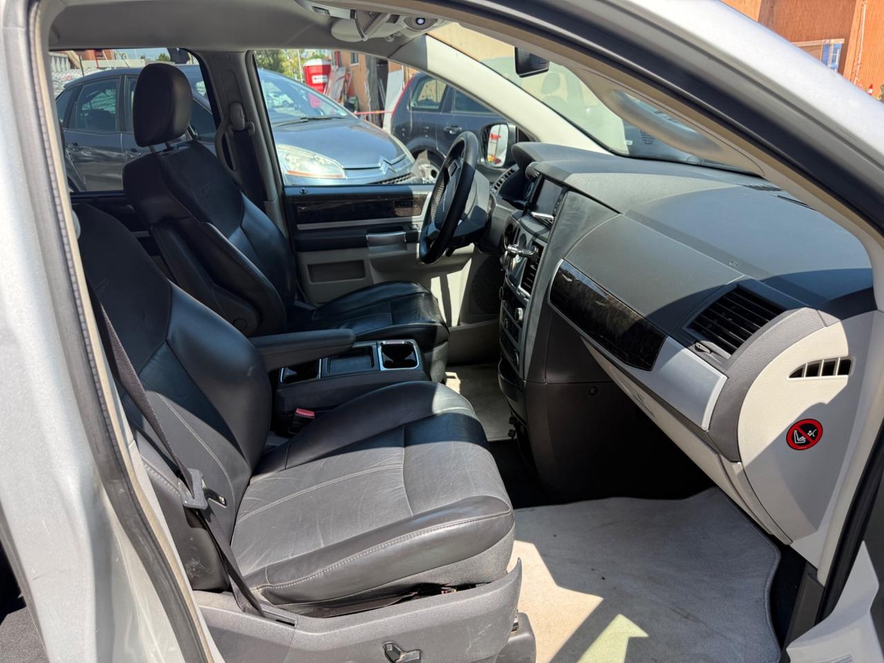 Chrysler Voyager Grand Voyager 2.8 CRD DPF LX