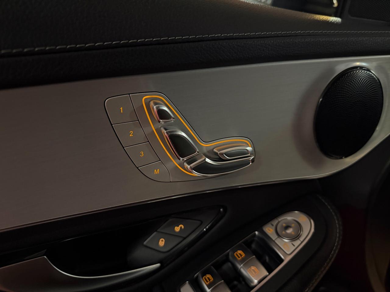 MERCEDES GLC COUPÉ 300D PREMIUM AMG 4MATIC 2022