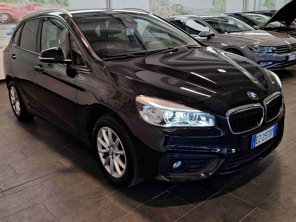 BMW 218d Active Tourer AUTOM - PELLE - VETRI SC - NAVIG - GARANZIA 24 MESI