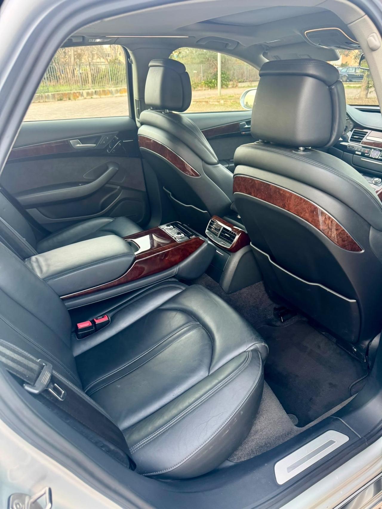 Audi A8 3.0 TDI 250 CV quattro tiptronic