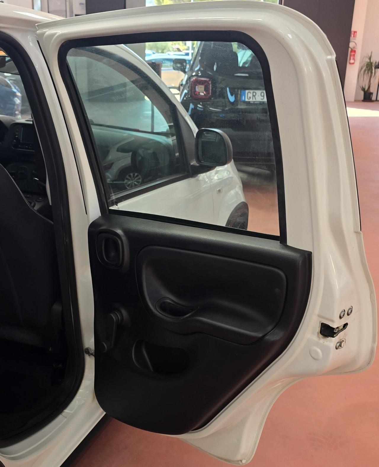 Fiat Panda 1.0 FireFly Hybrid 70 CV – La City Car Pratica e Tecnologica